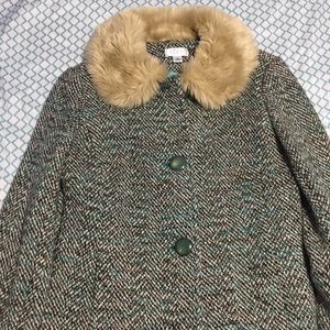 Loft ladies coat, size 6. Used 2x only.